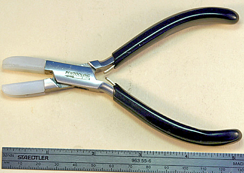 W PLIERS